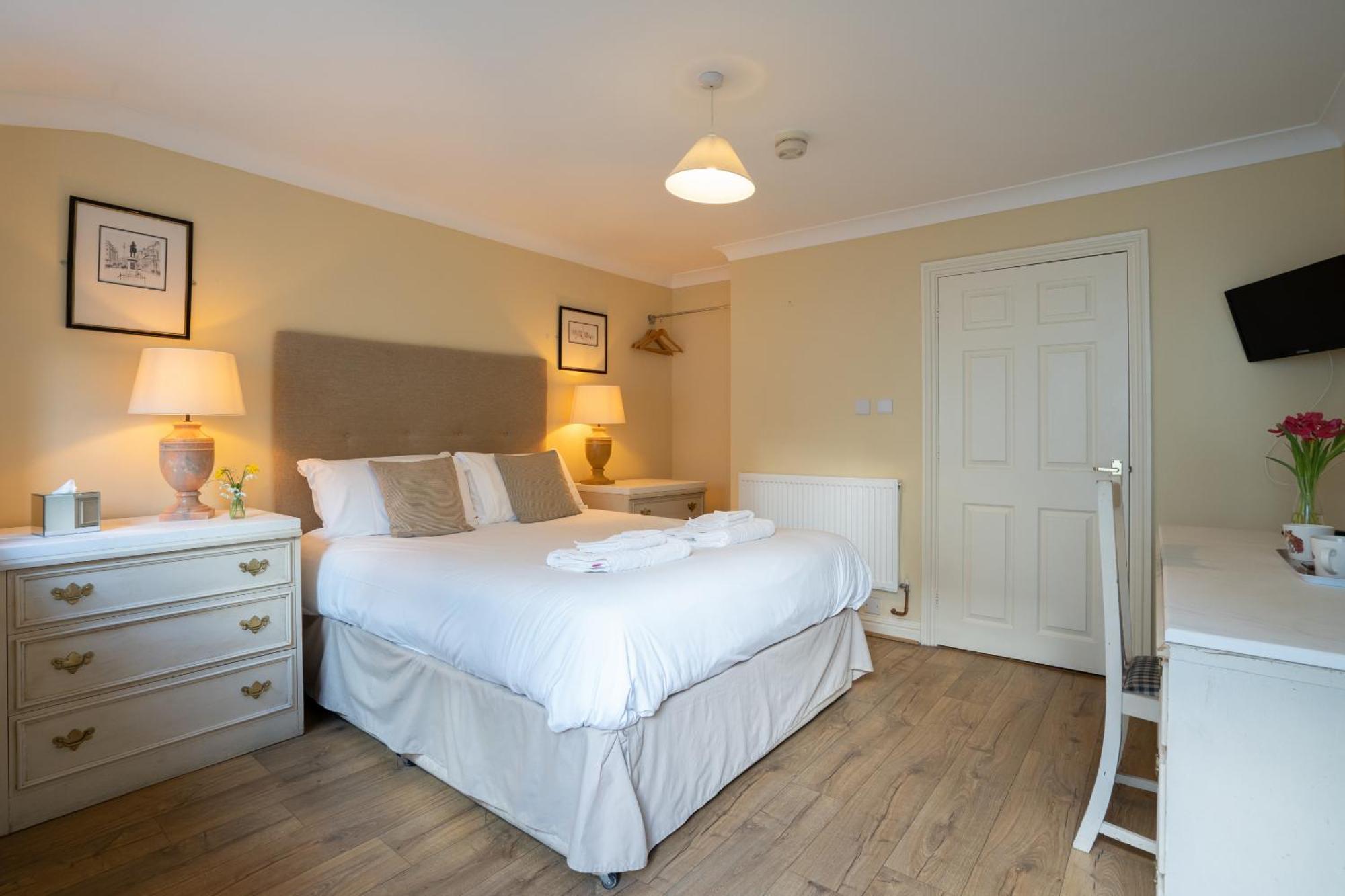 The Bedingfeld Arms Hotel Oxborough Phòng bức ảnh