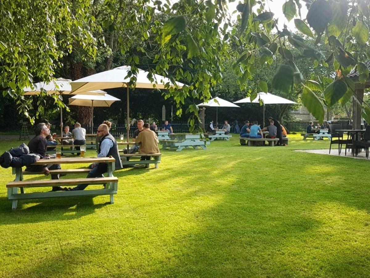 The Bedingfeld Arms Hotel Oxborough Ngoại thất bức ảnh