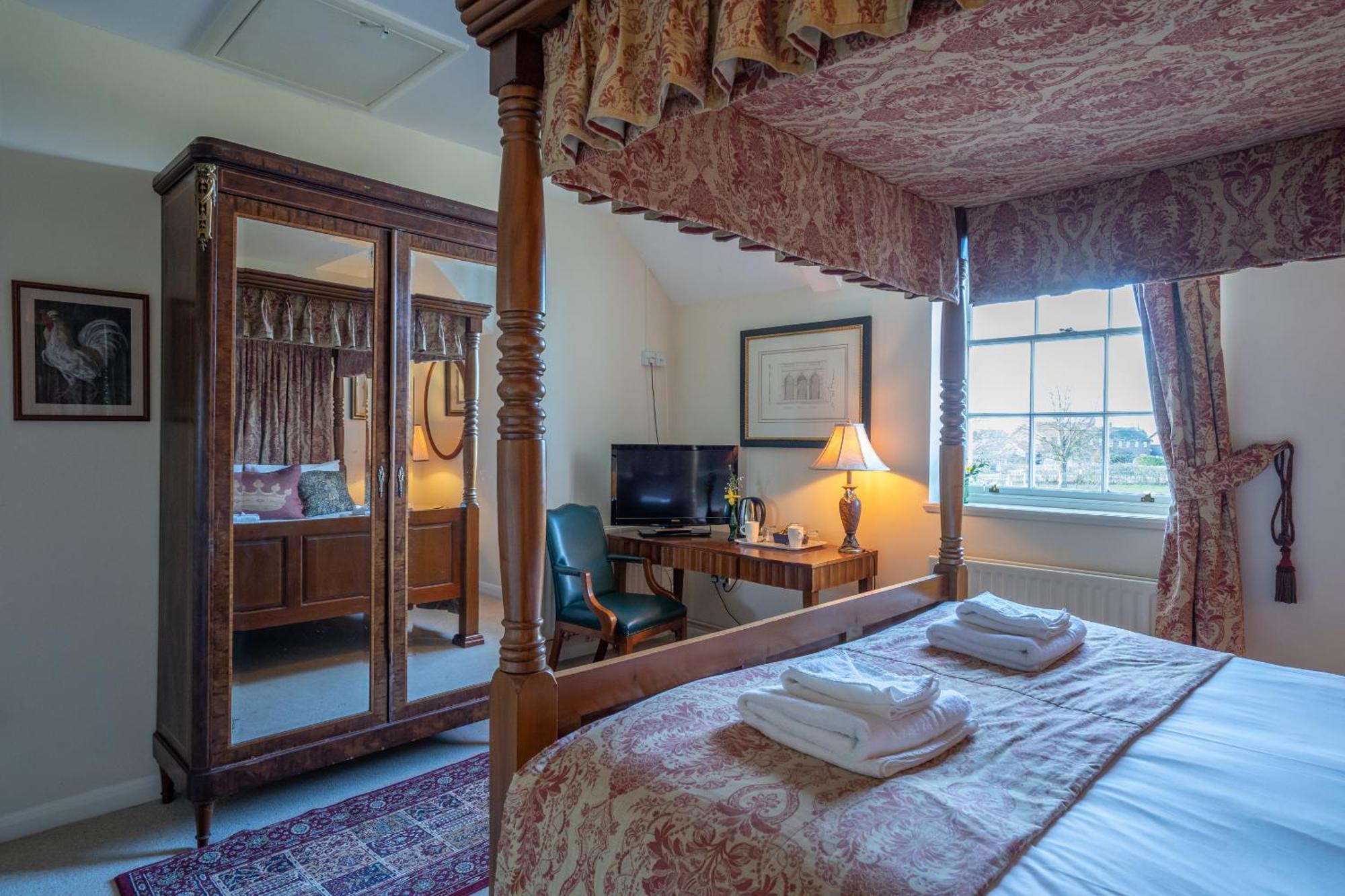 The Bedingfeld Arms Hotel Oxborough Phòng bức ảnh